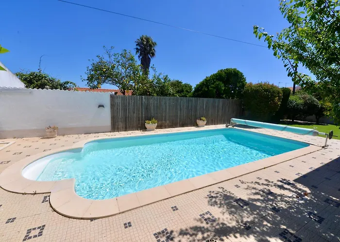 Laranjeira - House With Private Garden And Pool 펜션 Alfeizerão